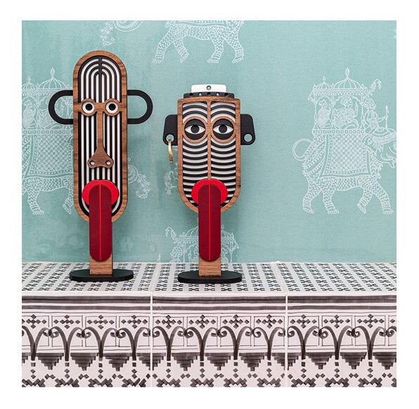 Figurines