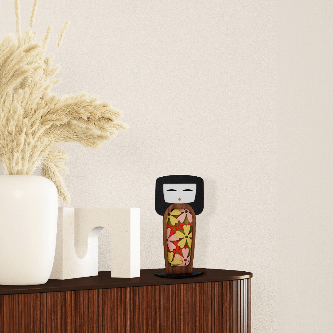 Kokeshi #4 - Figurine - Œuvre d'art originale de Tzachi Nevo